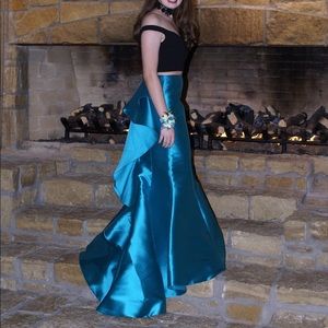 Sherri hill prom dress